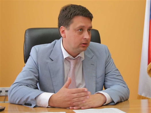 Как пояснил председатель облизбиркома Вадим Михеев, в настоящее время схемы округов, формирование избирательных участков и сроки полномочий комиссий определяются непосредственно перед выборами