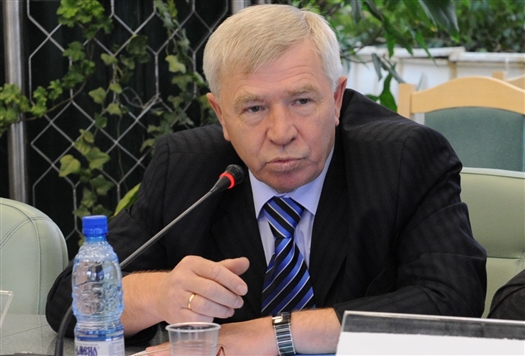 Виктор  Альтергот: "Без создания жилищных и бытовых условий закрепить молодые кадры на селе невозможно"