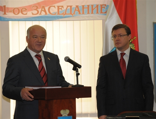 Мэра поздравил председатель Самарской губернской думы Виктор Сазонов