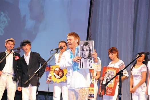 Студенты СГАКИ и детские музыкальные коллективы превратили церемонию открытия фестиваля в настоящий праздник