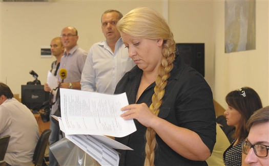 По данным, размещенным на сайте ЦИК РФ, за Кочуеву проголосовало 64,81% избирателей, пришедших на выборы