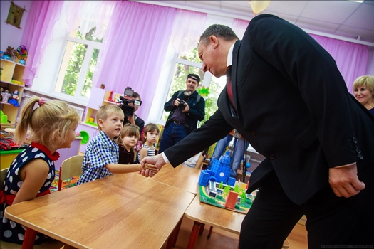 На ул. Агибалова после ремонта открылся детский сад "Паровозик" 