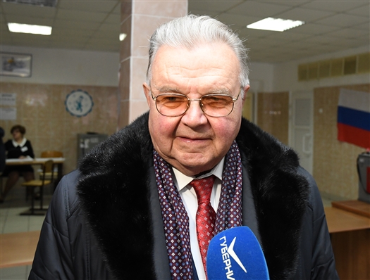 Вице-президент Самарского землячества Николай Фролов проголосовал в родном городе