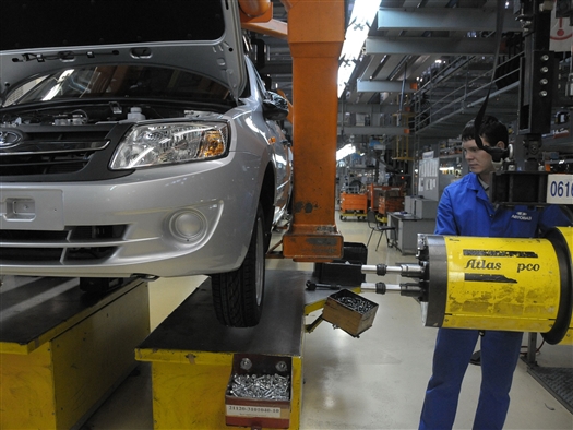 АвтоВАЗ поставил в Венесуэлу первую партию автомобилей