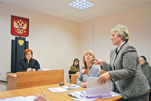 Представитель Дамира Салахова через суд доказывает законность своих требований