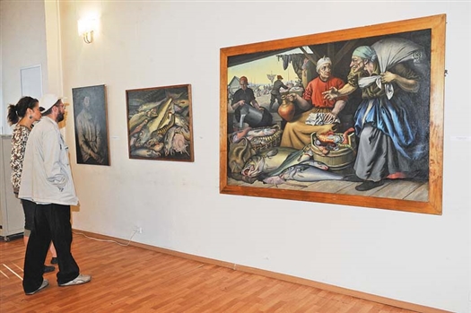 В картинах Плеханова явно прослеживаются реминисценции творчества Рембрандта