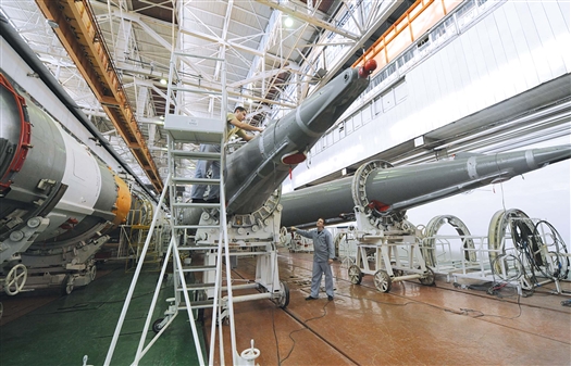 "ЦСКБ-Прогресс" планирует реконструировать базу для серийного производства ракет-носителей "Союз-2"