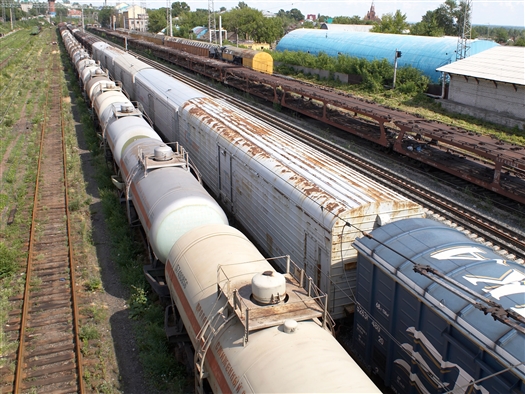 За четыре месяца 2013 г. погрузка 
на Куйбышевской железной дороге (КбшЖД) составила 23,5 млн т, 
что на 1,2% меньше, чем за аналогичный период прошлого года