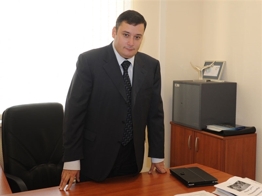 Депутат Государственной думы от Самарской области Александр Хинштейн провел очередной прием граждан. На этот раз в приемную пришли погорельцы