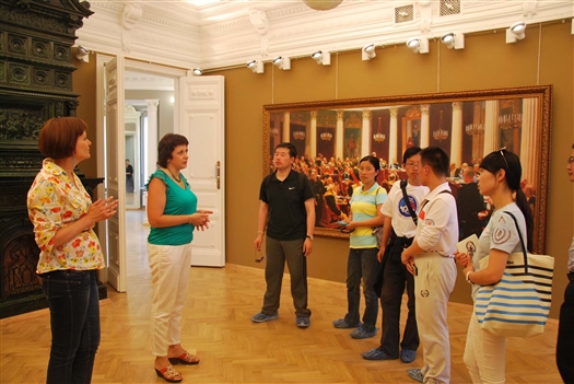 Для китайских студентов устроили экскурсию по Самаре