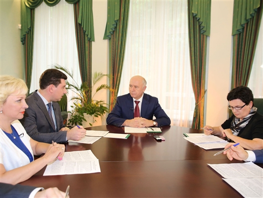 Николай Меркушкин ответит на вопросы о выборах в эфире региональных телеканалов