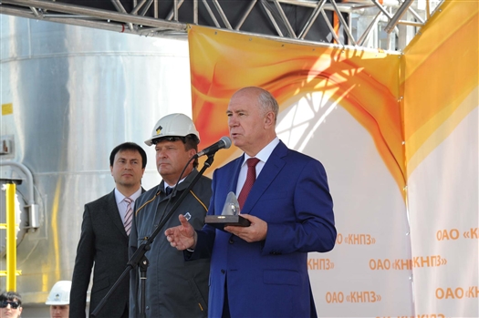 Глава региона: "Куйбышевский НПЗ способен конкурировать на ведущих мировых рынках"