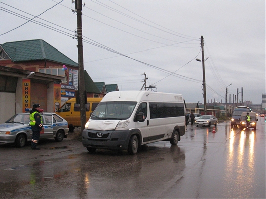 В Сызрани водитель маршрутки насмерть сбил школьницу