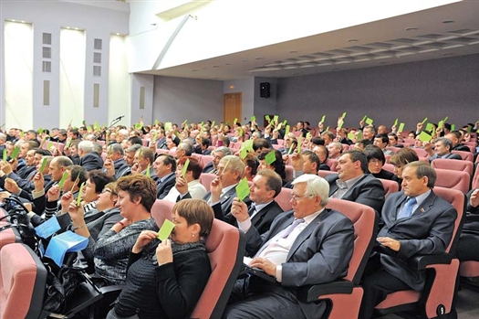 Главы городов и районов губернии признали работу Совета за 2011 год удовлетворительной