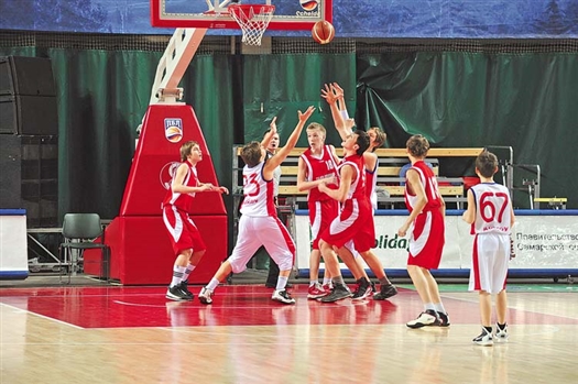 В Самаре проходит турнир 14-летних баскетболистов 
