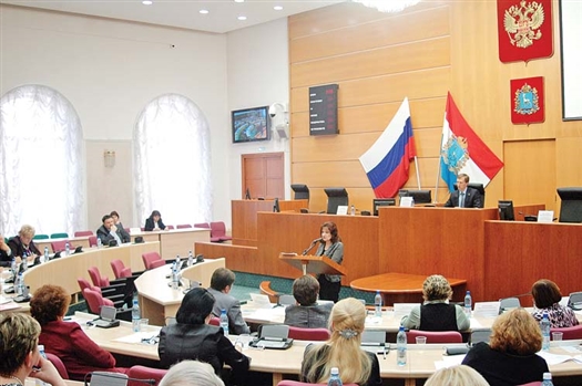 В числе мер, направленных на улучшение демографической ситуации, депутаты обсудили перспективы создания в Самаре перинатального центра