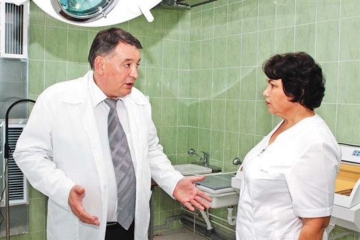 Геннадий Гридасов пообещал медикам современное оборудование