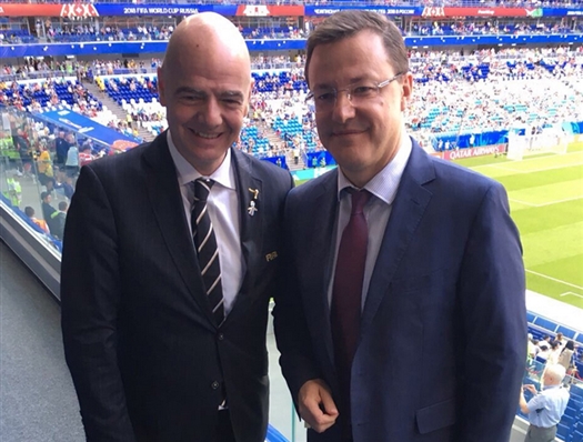 На матче Дания - Австралия присутствовал президент FIFA Джанни Инфантино