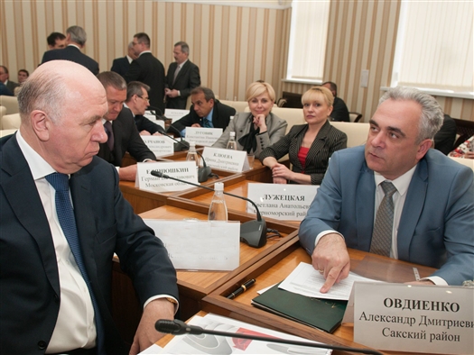 Глава Сакского района поздравил Николая Меркушкина с победой на выборах