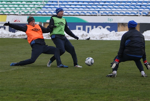 Футболисты "Крыльев Советов" весь март будут тренироваться в Подмосковье