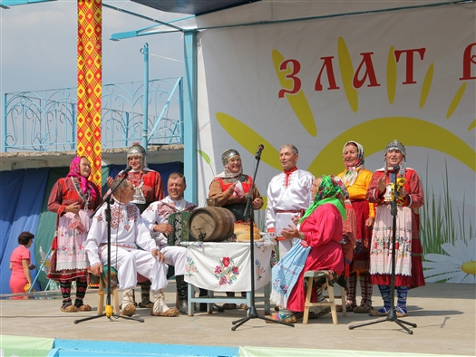 Фестиваль "Злат венец" в Приволжье собрал ценителей фольклора