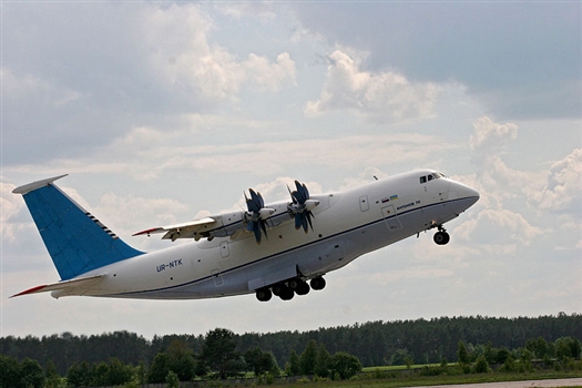 Место сборки в России украинского самолета Ан-70 может быть перенесено из Ульяновска в Самару