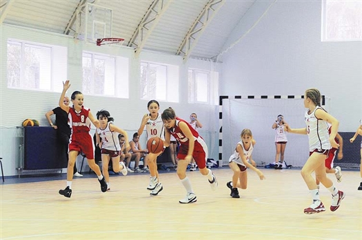 Баскетболистки ГУ ДО СДЮШОР на домашнем турнире без медалей не остались.