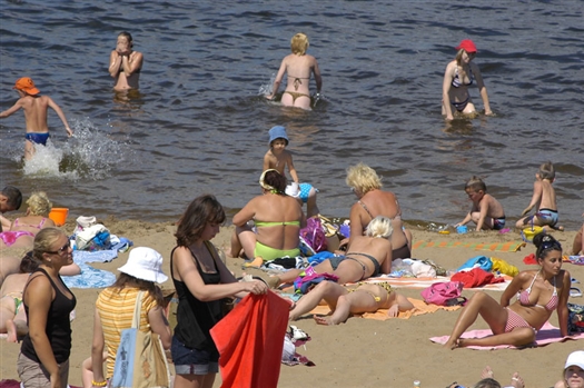 В пробах воды, которые специалисты взяли на прошлой неделе на пляжах близ Первомайского, Маяковского, Вилоновского и Красноармейского спусков, значительно превышено содержание кишечной палочки