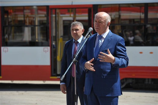 Николай Меркушкин передал самарскому ТТУ 10 трехсекционных трамваев