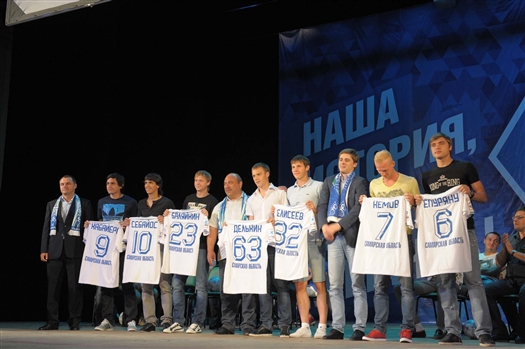 Болельщики "Крыльев Советов" встретились с командой и руководством клуба