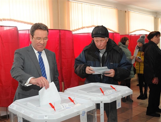 Глава Сызрани проголосовал на выборах президента РФ