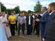 Иван Носков проверил, как ведется обустройство центральной дороги в мкрн "Орловский"