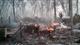 Пожарный катер тушил деревянные постройки у пристани Шелехметь 